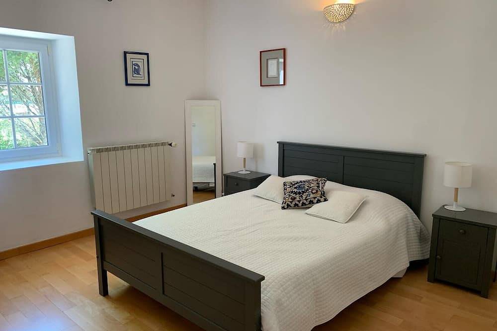 Beautiful house with private pool in Châteaurenard in Châteaurenard, Arles region