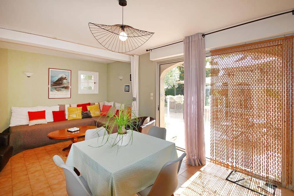 La Treille D Eugénie in Roaix, Vaucluse