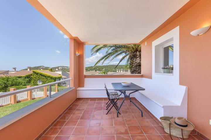 Hel lägenhet, Apartment 'Son Bou Pool and Sea' with Sea View, Wi-Fi and Air Conditioning in San Jaime Mediterráneo, Alaior Kommun