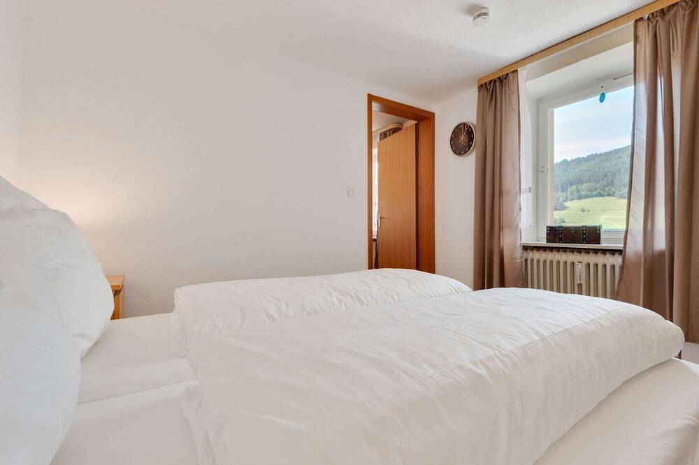 Ganze Wohnung, Flucht in Malsburg-Marzell in Malsburg-Marzell, Südschwarzwald