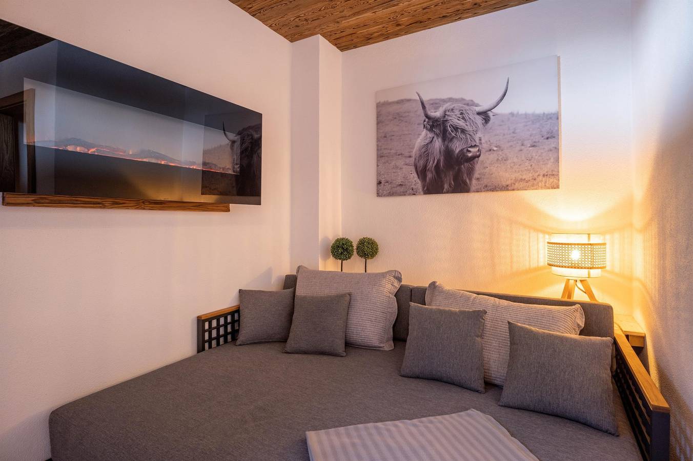 Ganze Ferienwohnung, Chalet Heualm in Hopfgarten im Brixental, Bezirk Kitzbühel