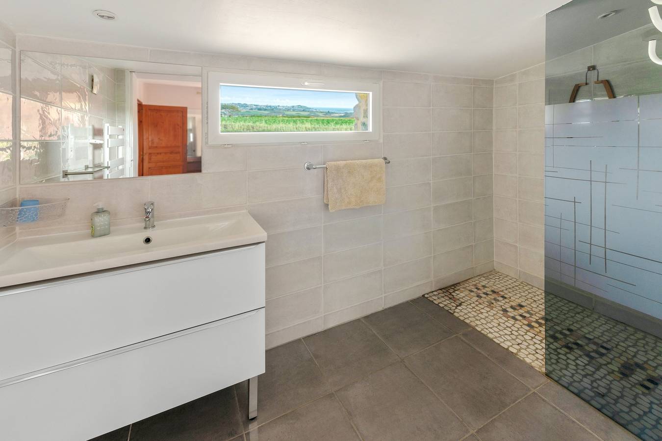 Maison charmante avec vue sur la mer à Paimpol in Paimpol, Côte de Goëlo