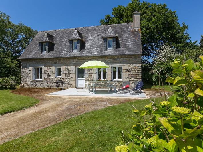 Maison de vacances pour 5 personnes, avec Terrasse et Jardin à Sizun