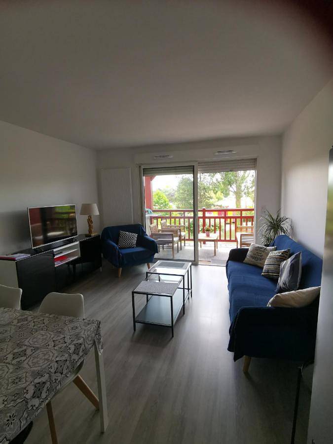 Appartement entier, Spacieux T3 avec terrasse très proche des plages in Angresse, Côte d’Argent