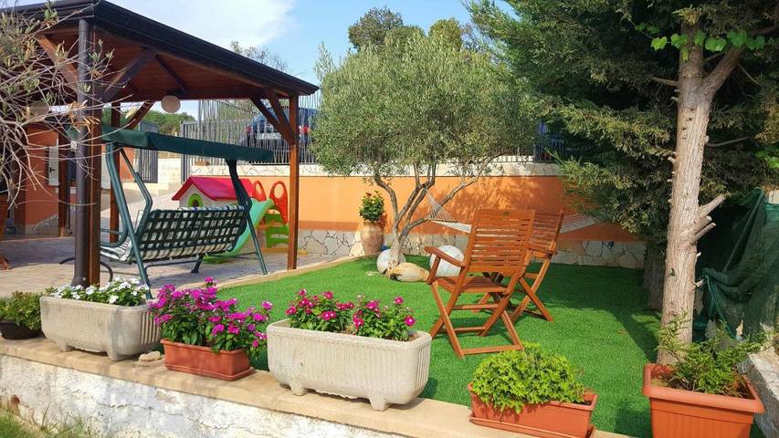 Agriturismo per 5 persone, con giardino in Agrigento