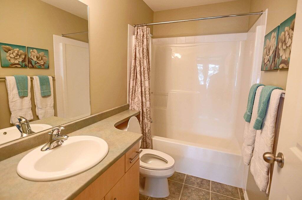 Das Nebengebäude - Familienspaß in Sargeant Bay in Sechelt, Sunshine Coast Regional District