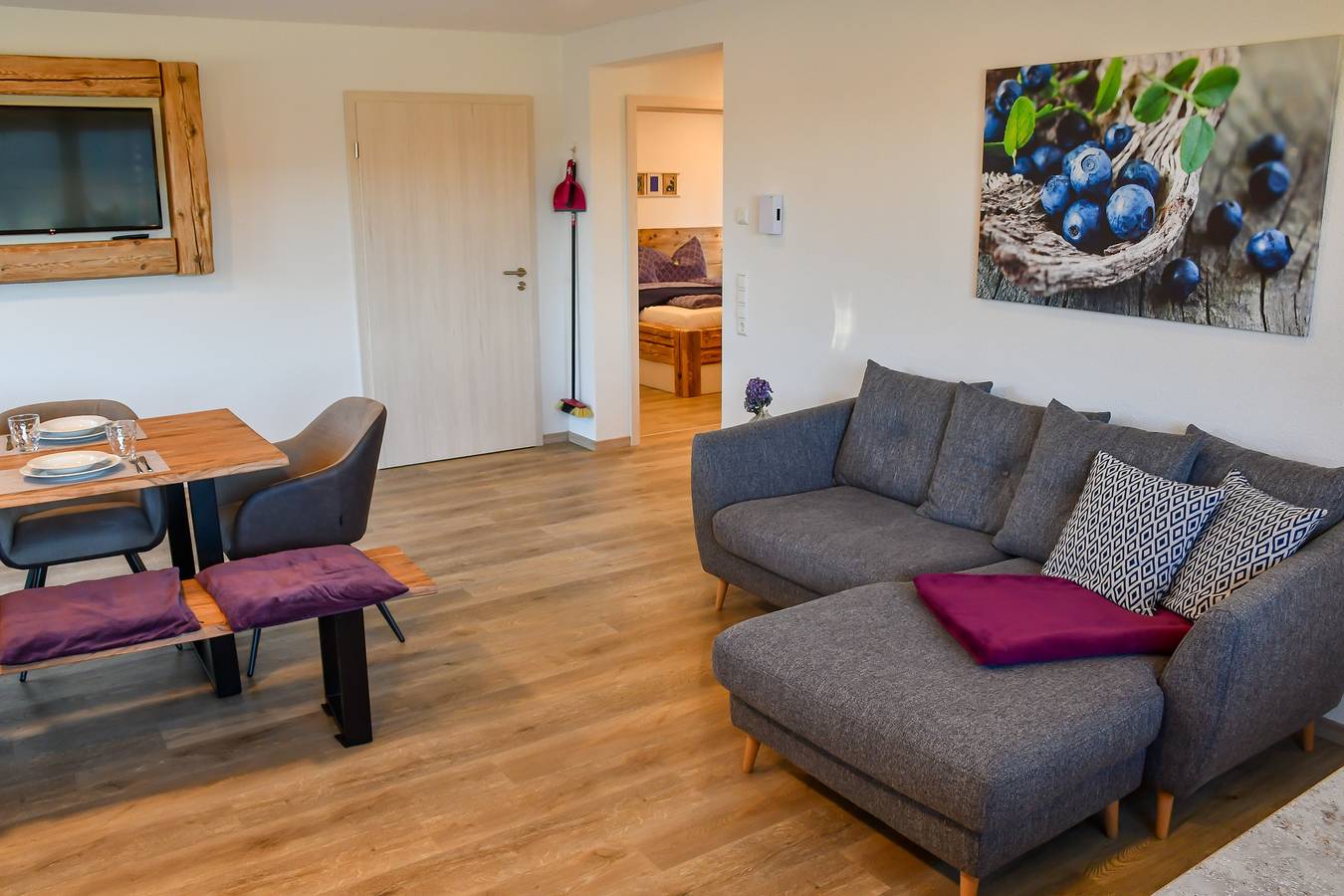 Ganze Wohnung, Ferienwohnung 'Heidelbeere' mit Gemeinschaftsterrasse, Gemeinschaftsgarten und Wi-Fi in Lauterbach (Schwarzwald), Mittlerer Schwarzwald