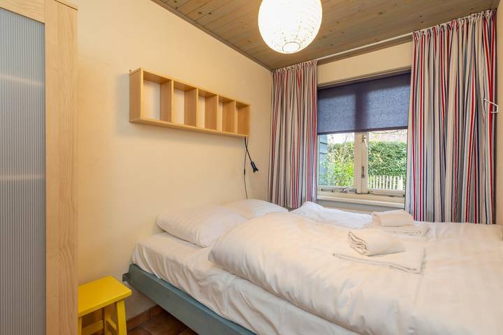 Ferienhaus für 7 Personen, mit Balkon/Terrasse und Terrasse sowie Garten in Oostkapelle - 4