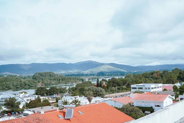Gîte pour 8 personnes, avec vue ainsi que vue sur le lac et terrasse, animaux acceptés à Vila Nova de Cerveira - 2