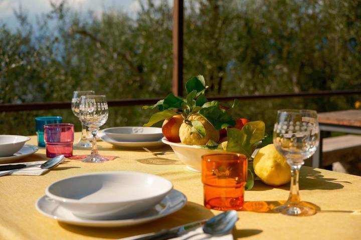 Baita per 4 persone, con panorama, con animali domestici al Lago di Garda