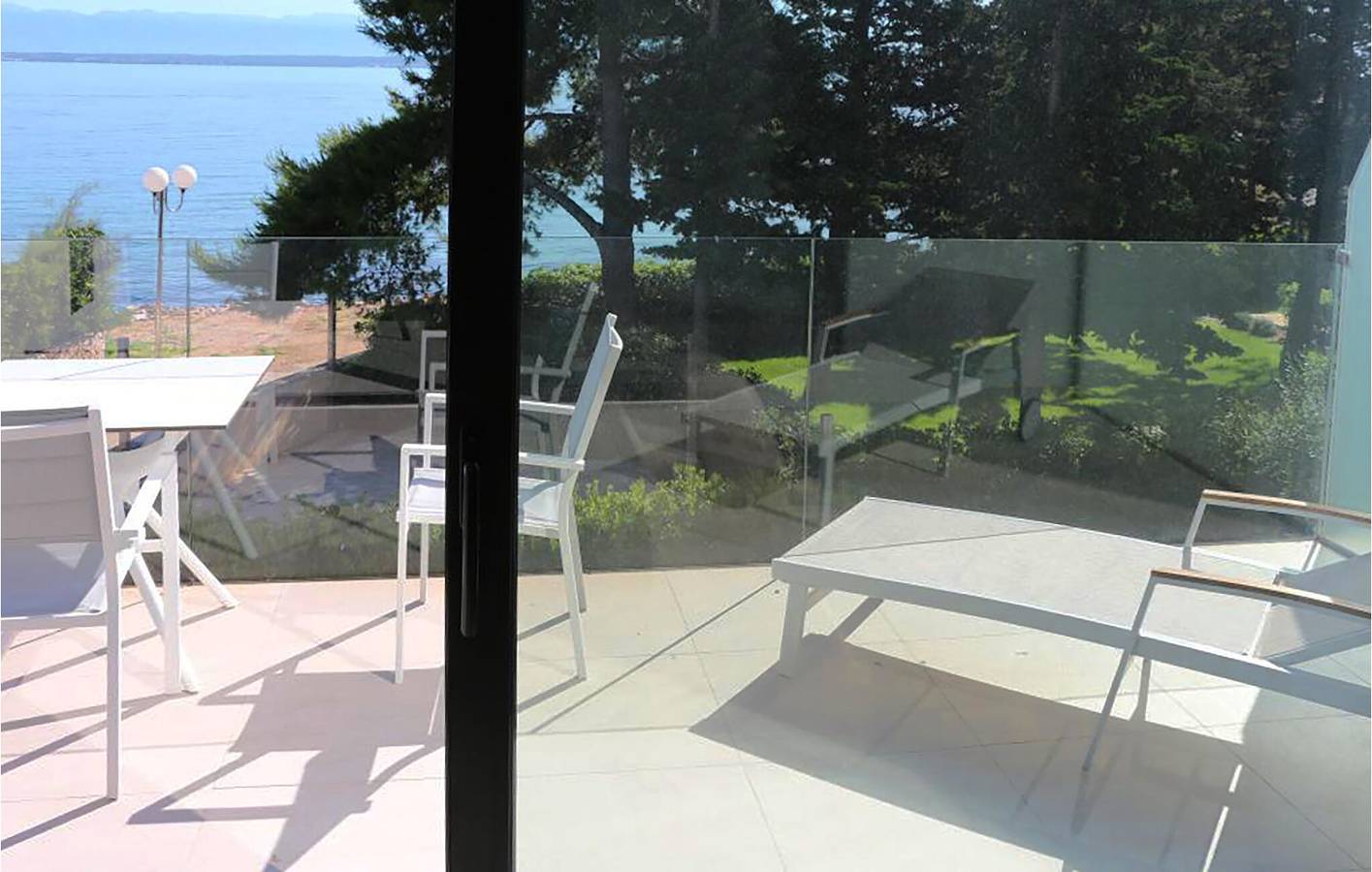 Ganze Ferienwohnung, Ferienwohnung für 4 Personen mit Terrasse in Ugljan, Insel Ugljan