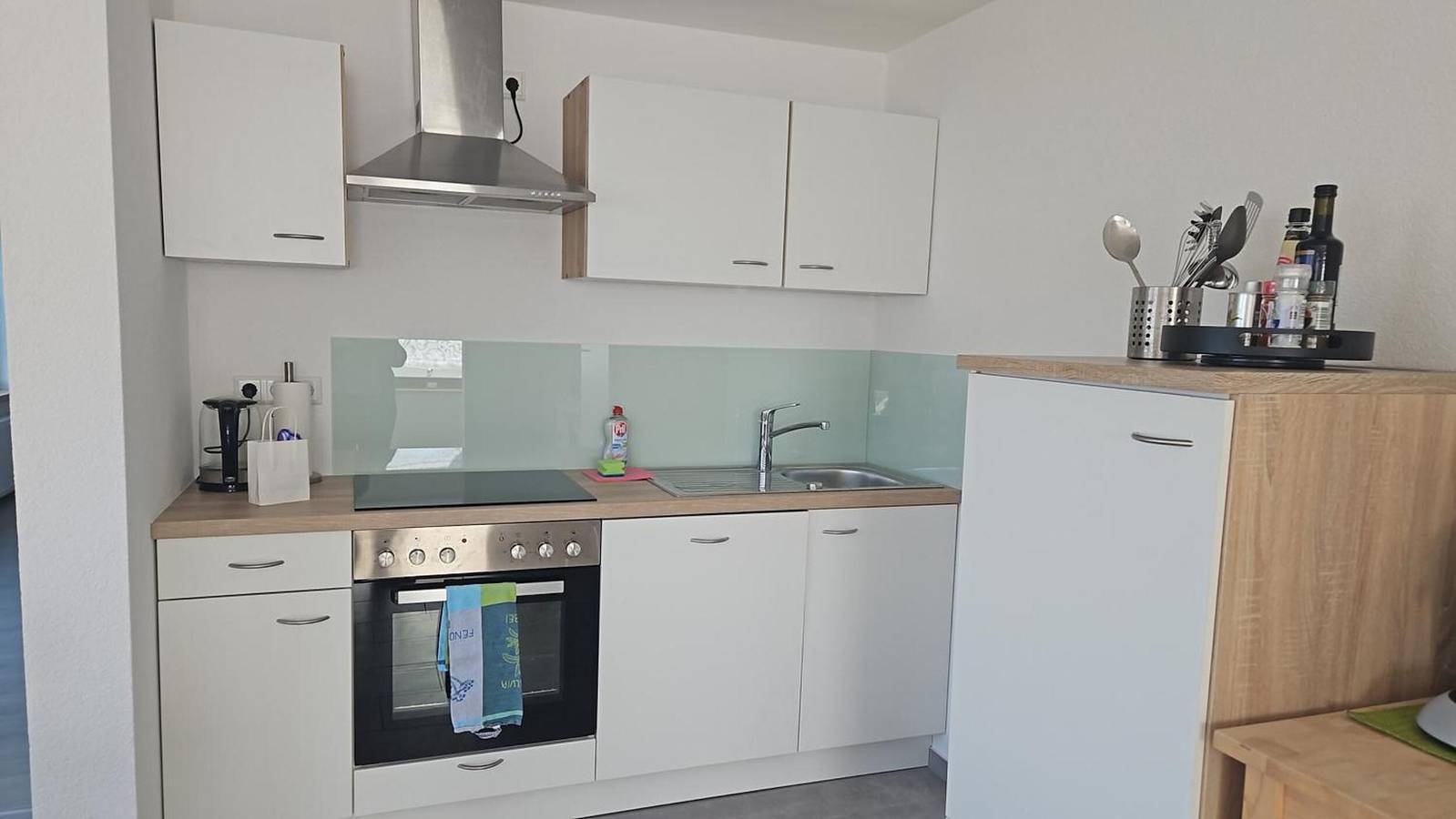Ganze Wohnung, Ferienwohnung An der Kapelle - Bergblick / Massage / Rheinblick / Garten / Terrasse / Wlan / Modern in Rickenbach, Südschwarzwald