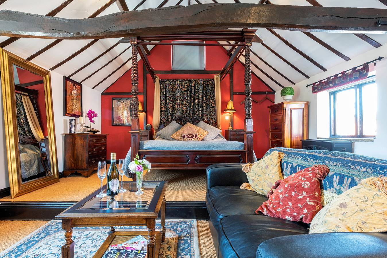 Entire apartment, The Hayloft at Greystones in South Scarle, Nottinghamshire