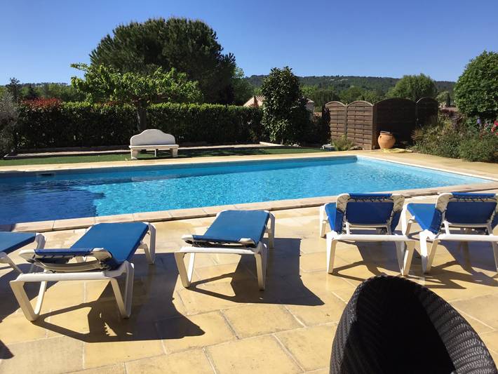 Villa pour 5 personnes, avec terrasse et piscine