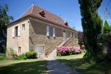 Cottage pour 2 personnes, avec jardin à Prudhomat