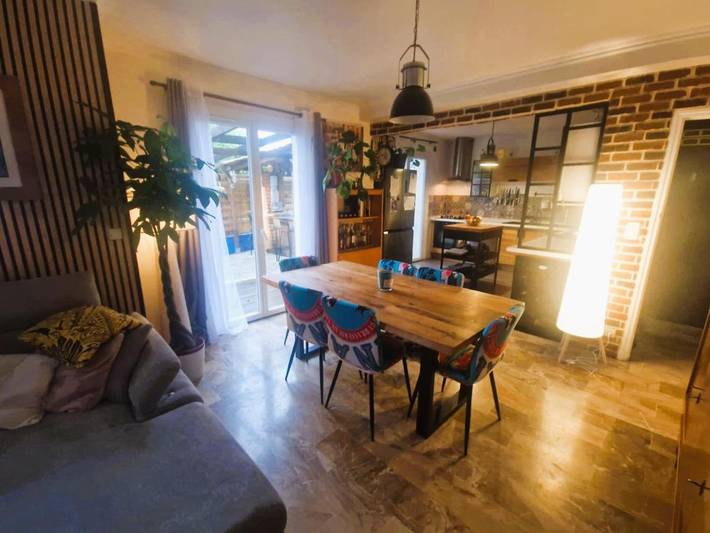 Maison de vacances pour 6 personnes, avec jacuzzi et jardin, animaux acceptés