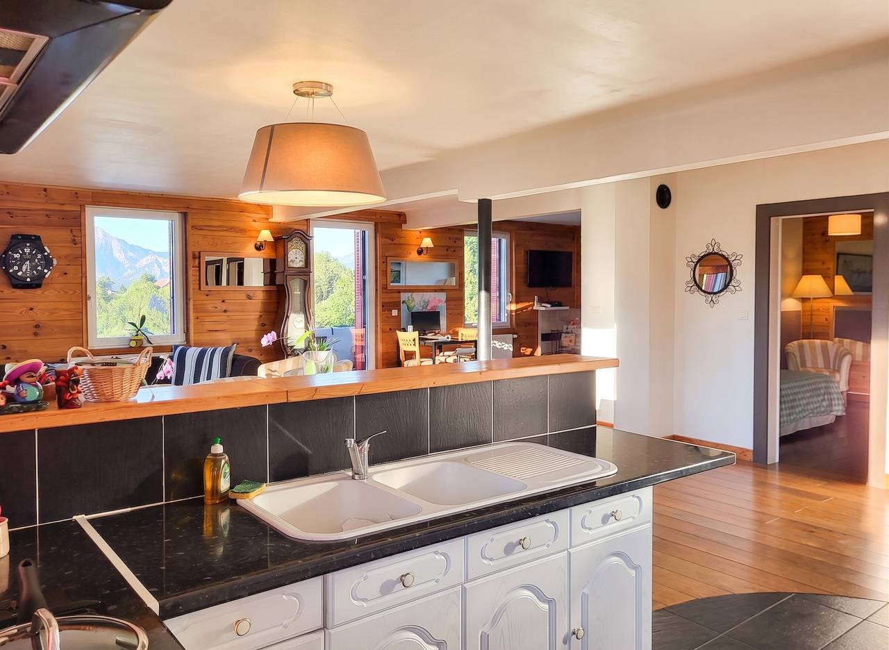 Appartement entier, Appartement spacieux avec vue sur les montagnes à Mont-Saxonnex in Mont-Saxonnex, Région de Bonneville