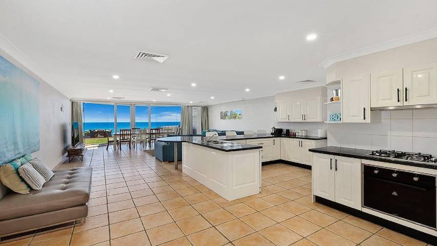 Location de vacances pour 10 personnes, avec jardin et balcon, animaux acceptés dans Blue Bay - 4