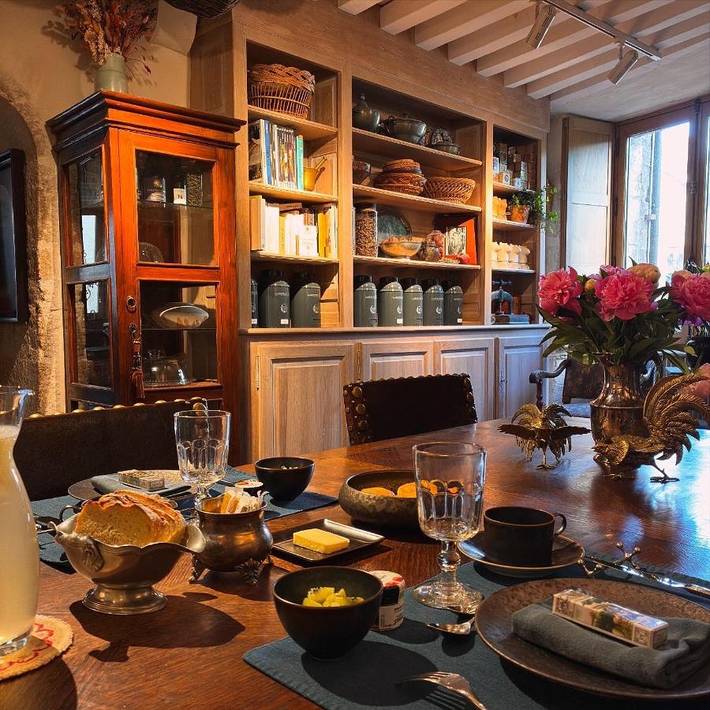 Location de vacances pour 3 personnes, avec jardin ainsi que vue et terrasse à Flavigny-sur-Ozerain - 3