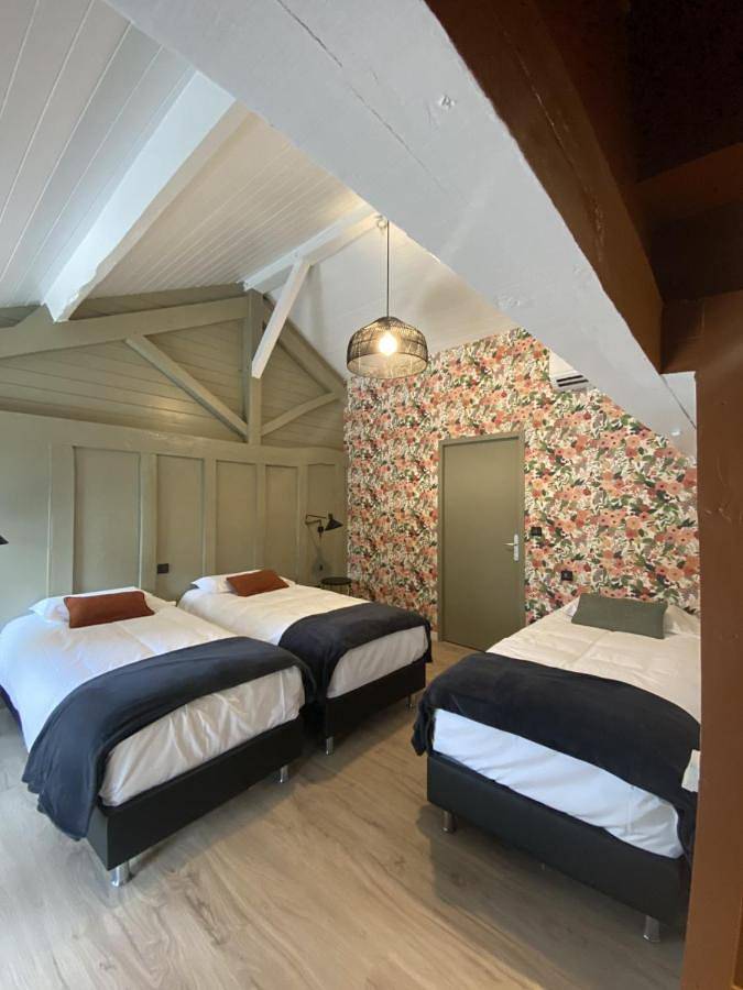 Hôtel pour 2 personnes, avec terrasse et piscine ainsi que jardin et vue à Castelnau-Magnoac - 4