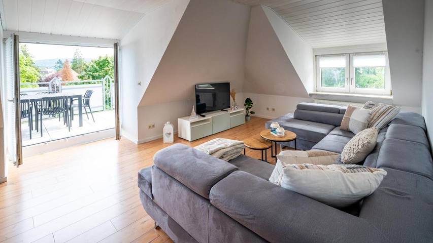 Ferienwohnung für 6 Personen, mit Balkon und Garten sowie Ausblick