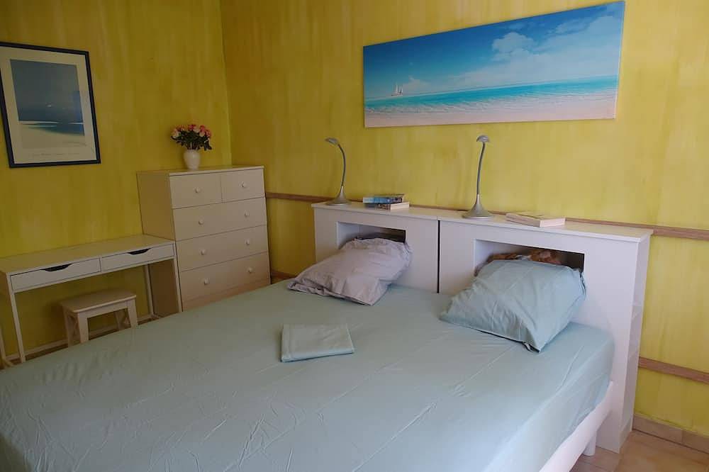 Villa \"La Verdoulento\" au Calme et à L'abri des Regards Avec Piscine 6mx12m in Avignon, Vaucluse