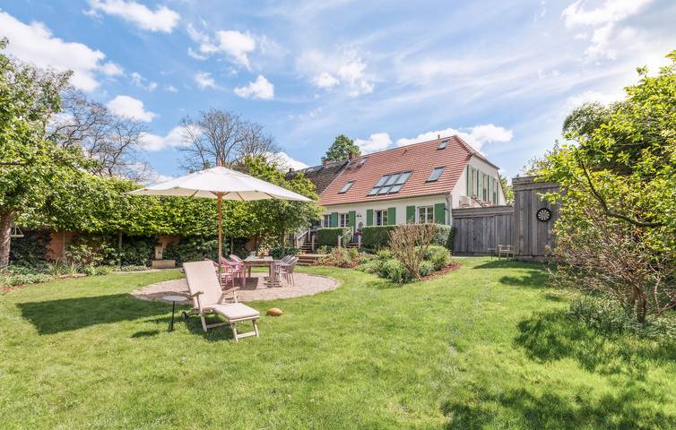 Ferienhaus für 8 Personen, mit Terrasse und Garten sowie Sauna in Brandenburg