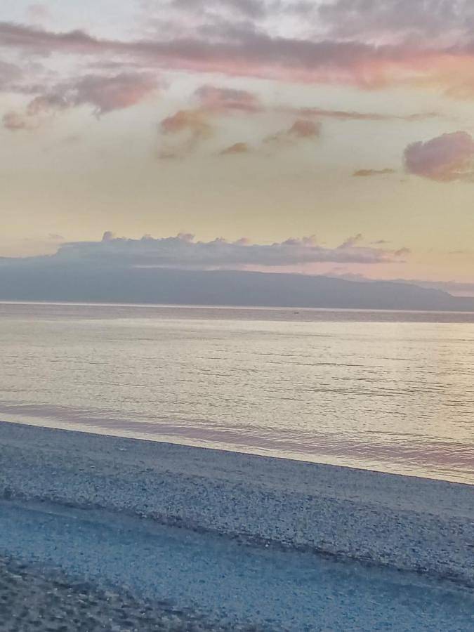 Appartamento per 4 persone, con Panorama a Roccalumera