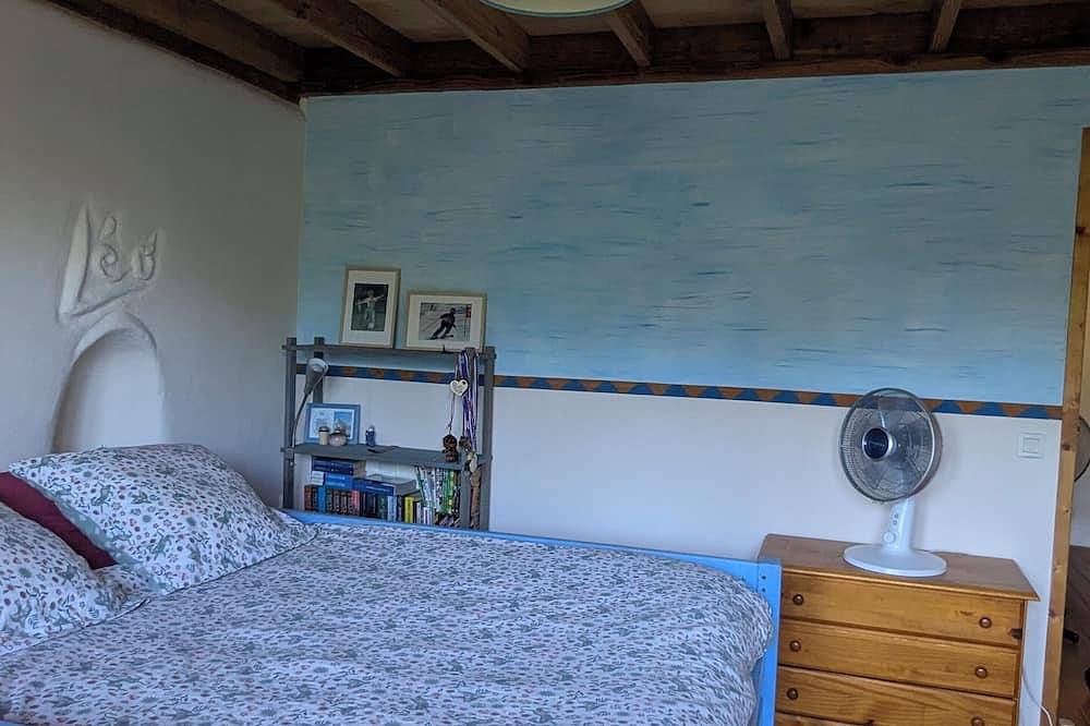 Eco-friendly house, surrounded by nature, Martel. Great for disconnecting! in Martel, Lot