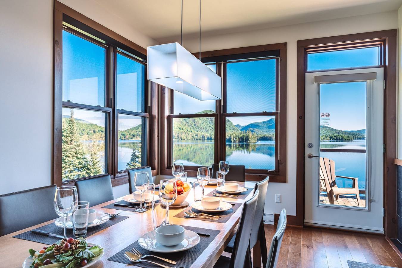 Apartamento entero, Lakefront Mountain View - 3 Bedrooms Resort Suite in Lac-Supérieur, Quebec