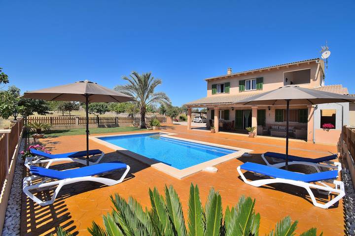 Finca für 4 Personen, mit Balkon und Terrasse sowie Garten in Santa Margalida - 2