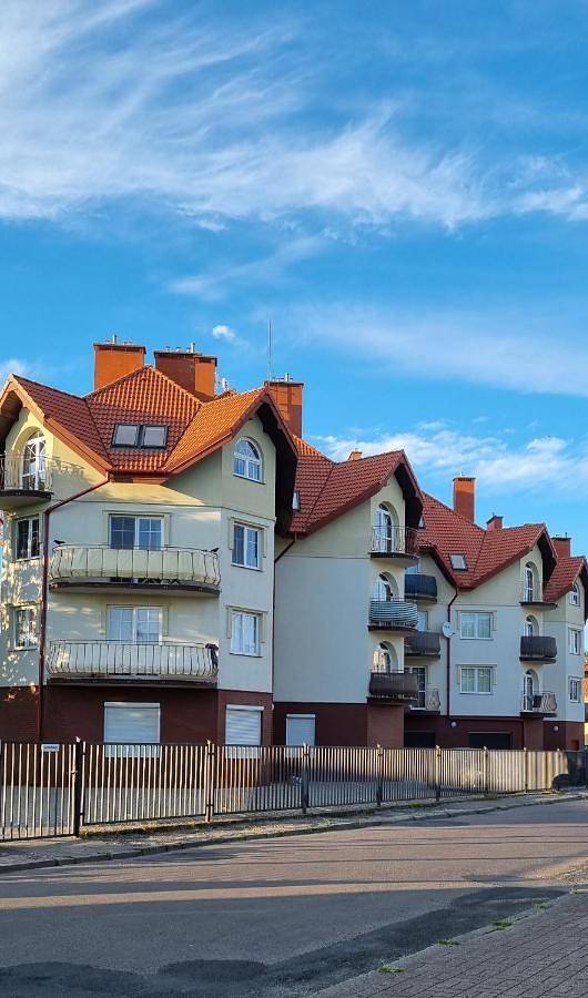 Ferienwohnung für 4 Personen, mit Seeblick und Balkon sowie Ausblick, kinderfreundlich - 1