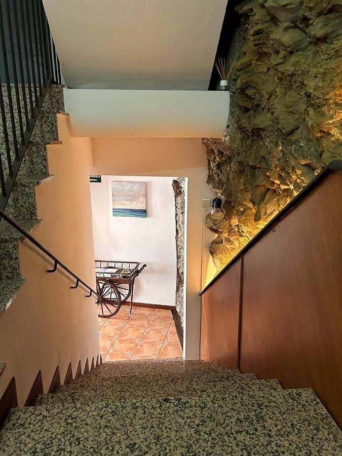 Double Room with Private Bathroom in Platja del Port d'Alguer (Cadaques), Cadaqués