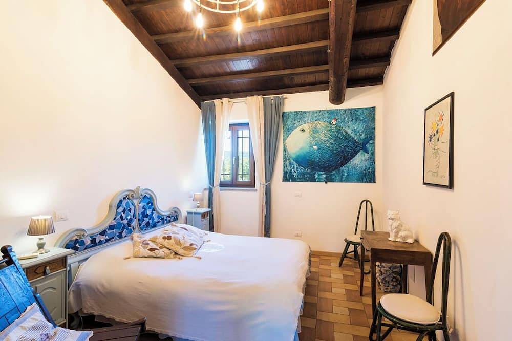 Atemberaubendes alleinstehendes Ferienhaus mit Klimaanlage,  W-Lan, Innenhof und Haustiere erlaubt in Orte, Terni Provinz
