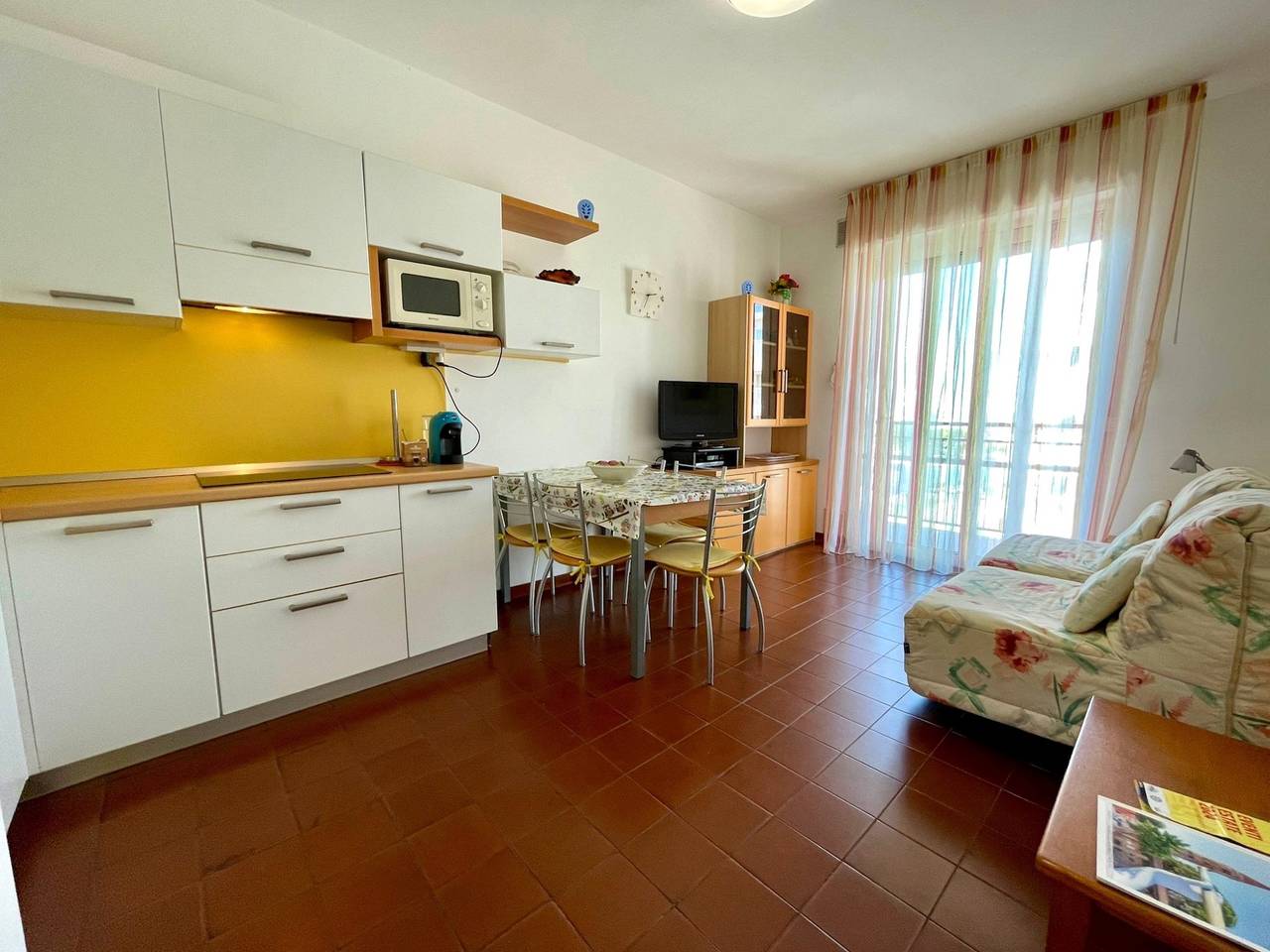 Entire apartment, Cozy apartment with balcony in Porto Santa Margherita, Caorle