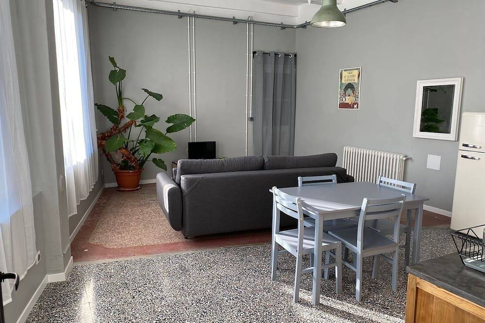 Appartement entier, Appartement indépendant dans maison de village in Saint-André-de-Sangonis, Région de Lodève