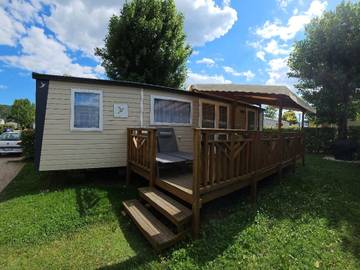 Gîte pour 6 personnes, avec jardin à Condrieu