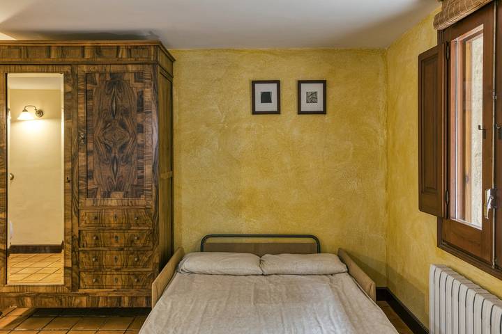 Habitación para 5 personas, con jardín y piscina para niños, Se admiten mascotas en Pla de l'Estany - 2