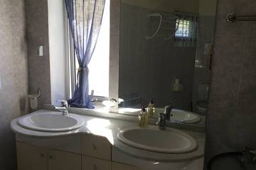 Maison De Vacances pour 4 Personnes dans Naujac-sur-Mer, Région de Lesparre-Médoc, Photo 3