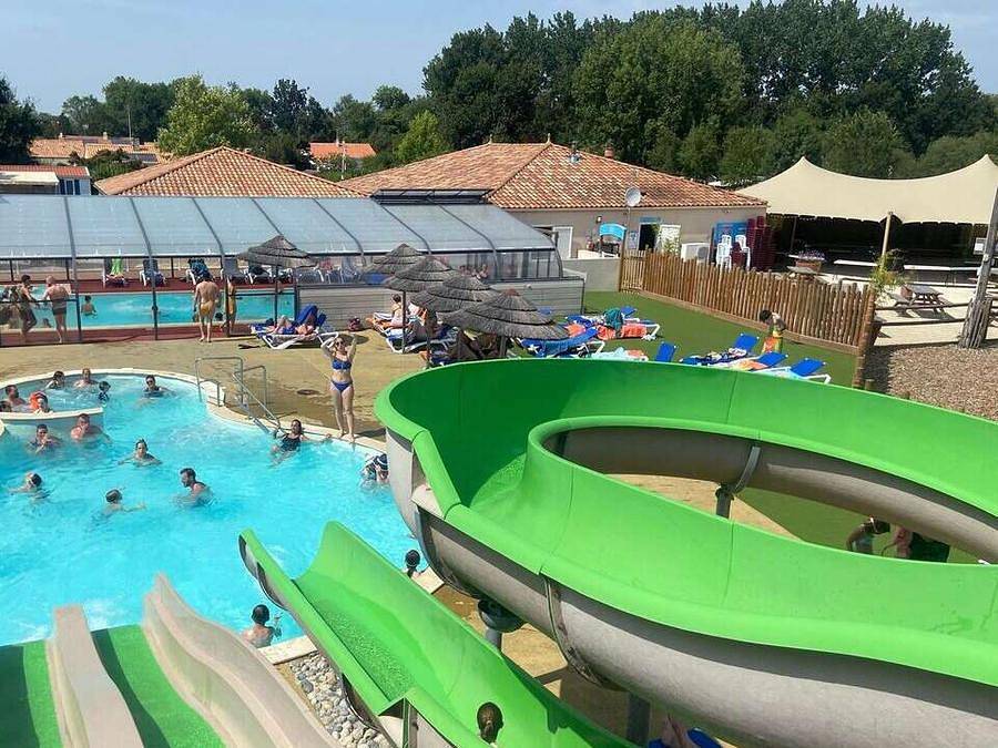 Camping Paradis - De la Motte  - Chalet 3 personnes - Chalet Confort 1Ch 18M2 in Vendrennes, Région de La Roche-sur-Yon