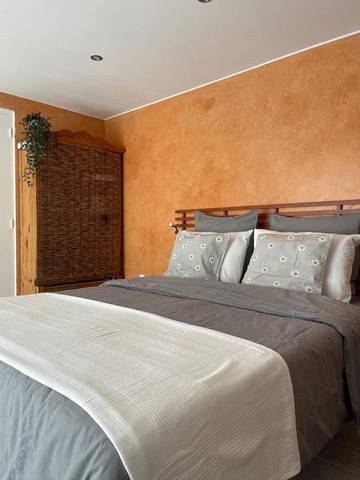 Gîte pour 2 personnes, avec jardin à Dieulefit