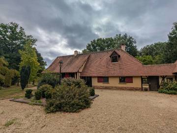 Gîte pour 8 personnes, avec jardin à Vicq-sur-Nahon