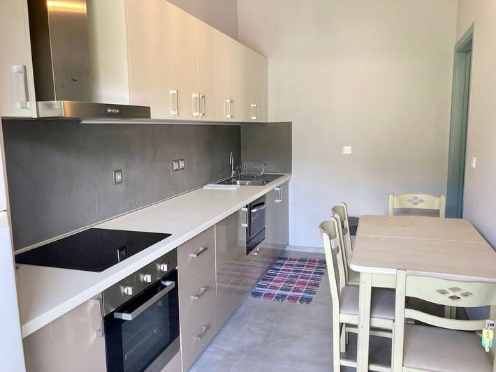 Διαμερίσματα διακοπών για 3 άτομα, με μπαλκόνι στο Καλαμίτσι