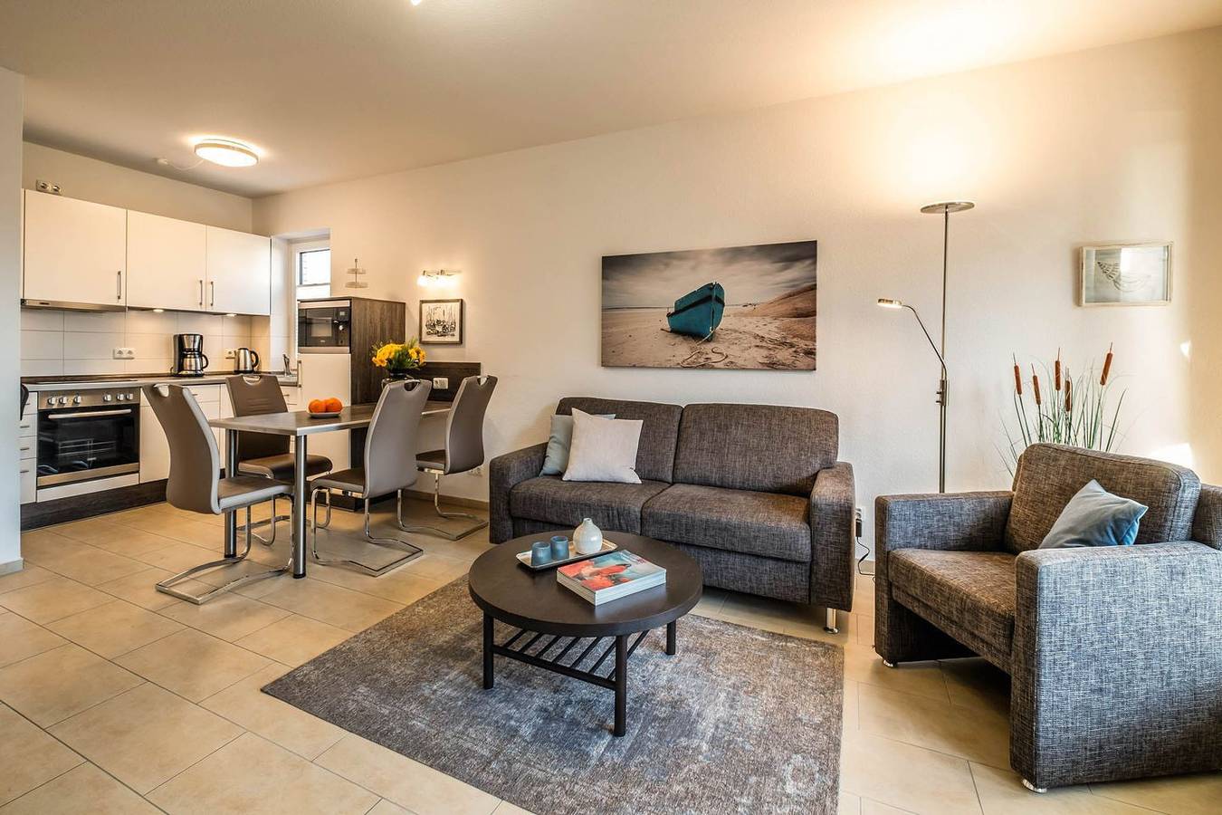 Ganze Wohnung, Liebevoll eingerichtete Ferienwohnung mit 1 Schlafzimmer in bester Lage in Hafen Büsum, Hauptstrand Büsum