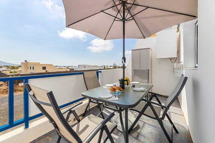 Apartment for 3 people, with terrace in Playa Blanca