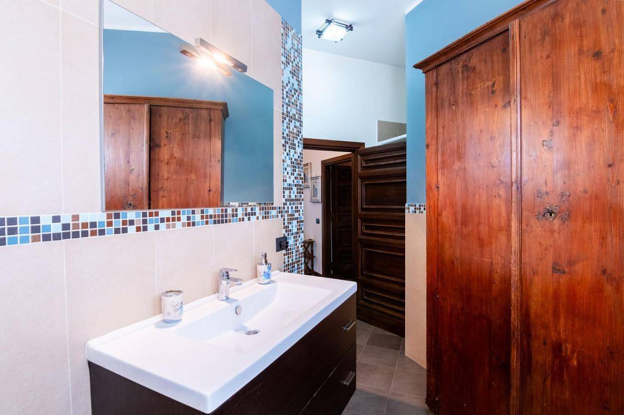 Mondello luxury villa con piscina in Palermo, Provincia di Palermo
