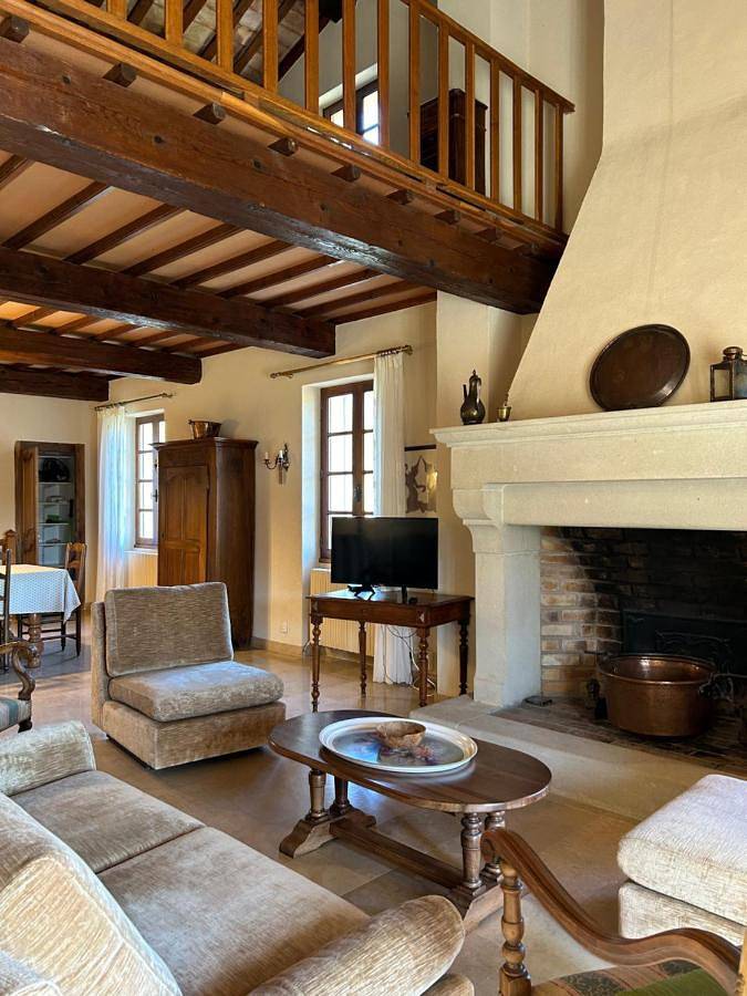 Location de vacances pour 8 personnes, avec Terrasse et Jardin ainsi que Piscine et Vue à Visan - 4