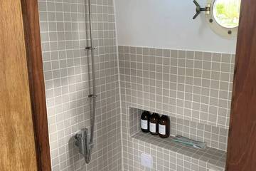 Hausboot für 4 Personen in Wooburn, Südostengland, Bild 2