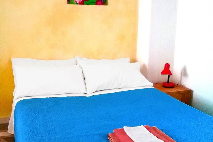 Apartamento entero, La Luna Blu Apartamento \"Geco\", vista al mar, a 500 metros de la playa in Ferma, Lasithi