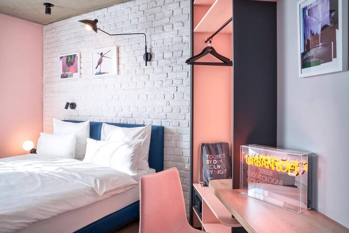 Hotel für 3 Personen, mit Terrasse, mit Haustier in Köln